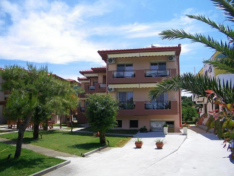 Castro Deluxe Apartment Toroni Exterior photo