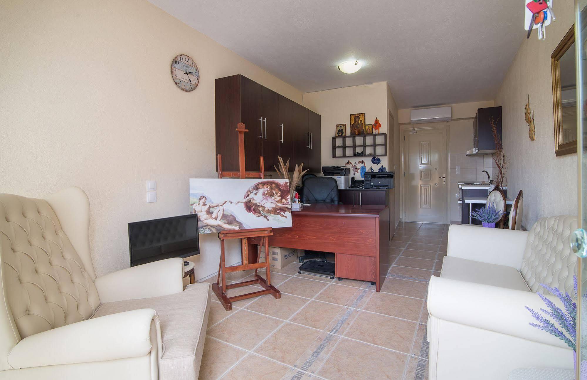 Castro Deluxe Apartment Toroni Exterior photo